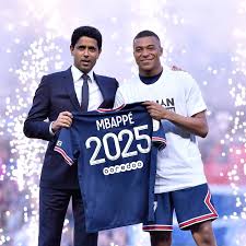 Mbappé rechaza al Madrid y se queda en PSG por cerca de US$5 millones mensuales