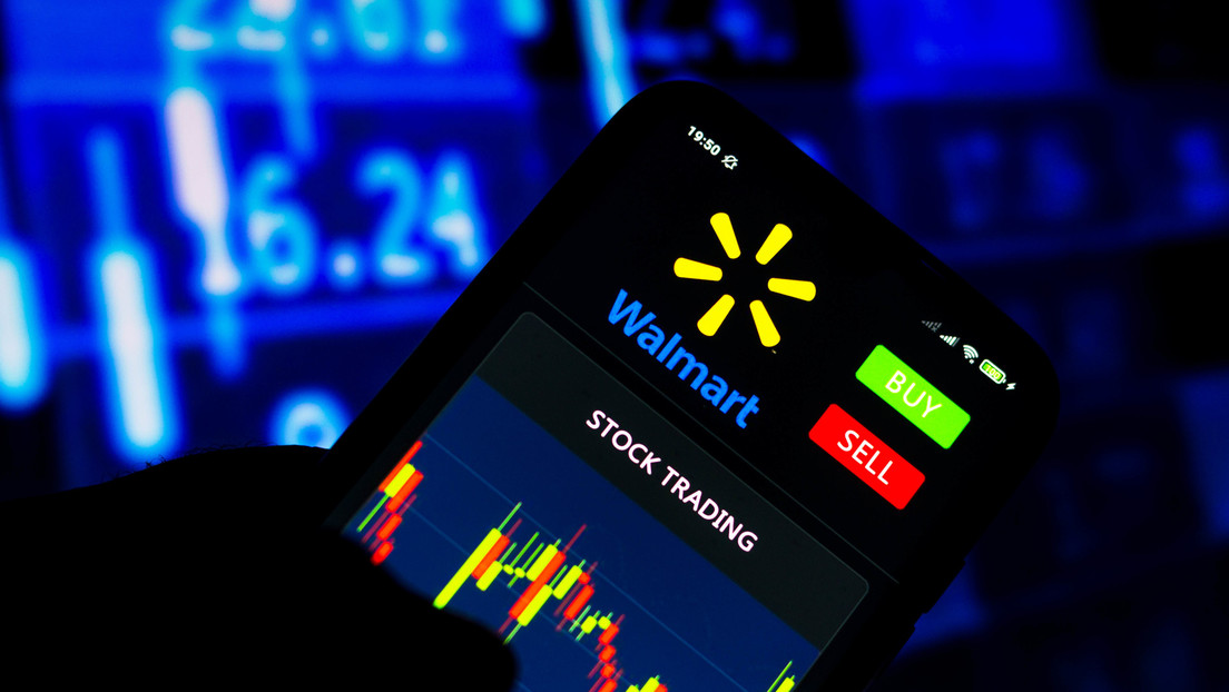 La familia más rica del mundo, propietaria de Walmart, pierde casi 19.000 millones de dólares tras la mayor caída de sus acciones en 35 años