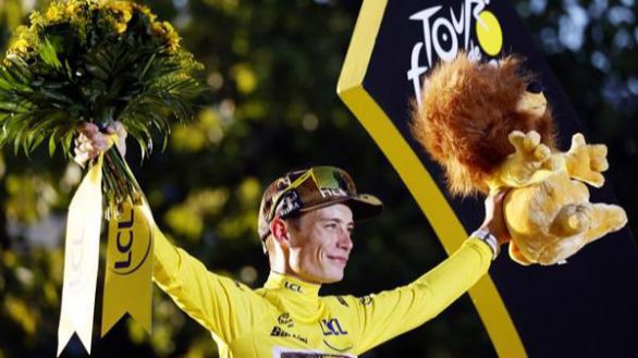 El ciclista danÃ©s Jonas Vingegaard se proclama campeÃ³n del Tour de Francia