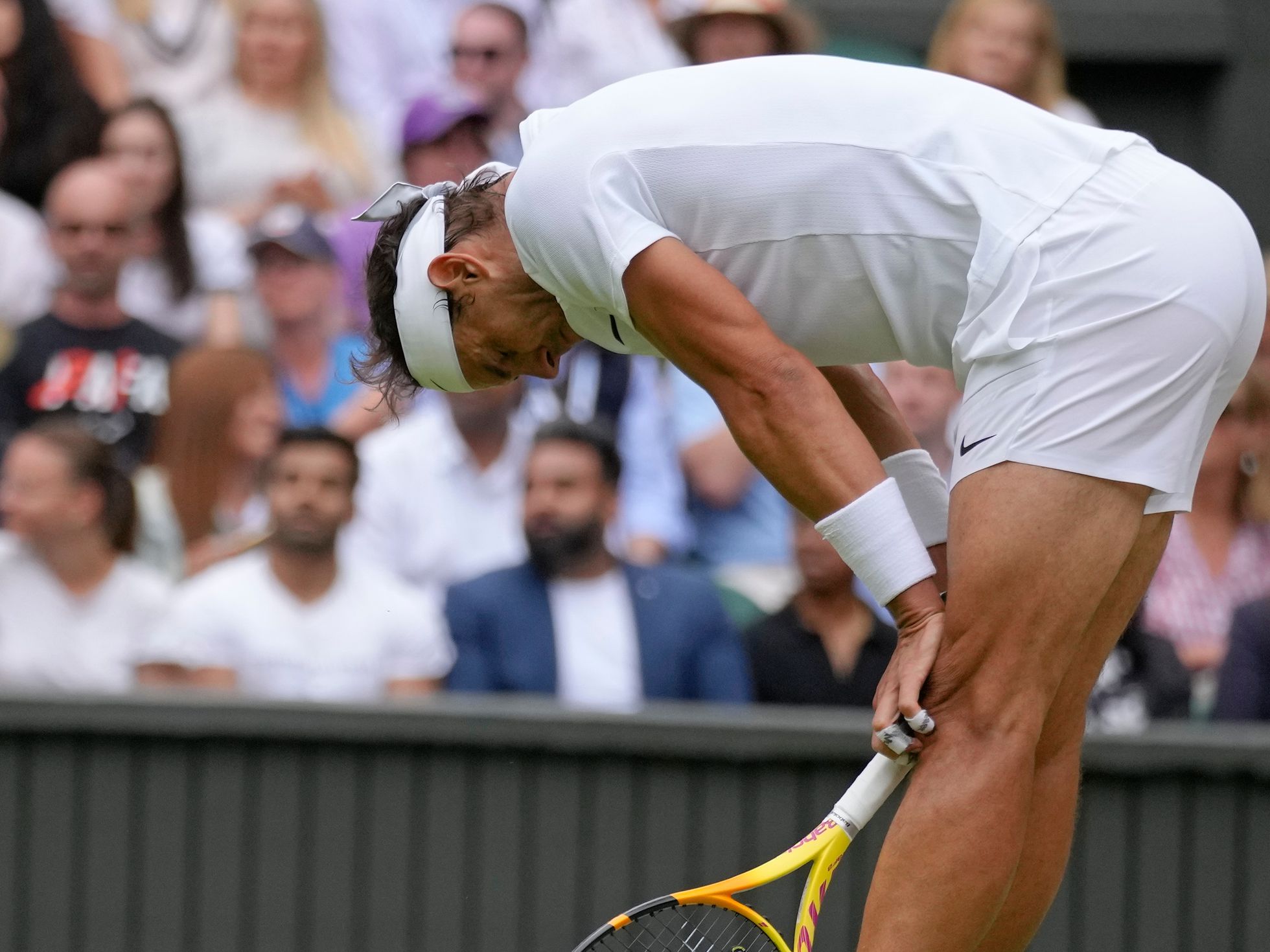Rafael Nadal se retira de las semifinales de Wimbledon por un problema físico